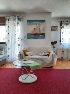 Гостиница Apartment Nada Hope  Каштел Камбеловац